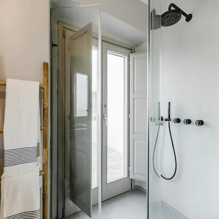 Stunning With Modern Decor * Agios Sostis (Tinos)