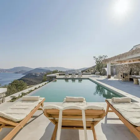 Stunning With Modern Decor Villa Agios Sostis (Tinos)